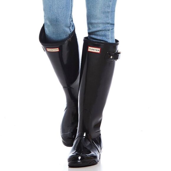 Hunter Shoes - Hunter Tall Gloss Buckle Strap Rain Boots Size 7